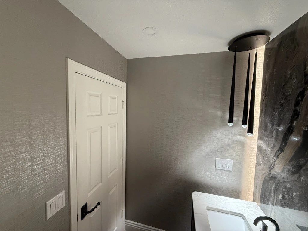 Wallpaper Installation Example 3